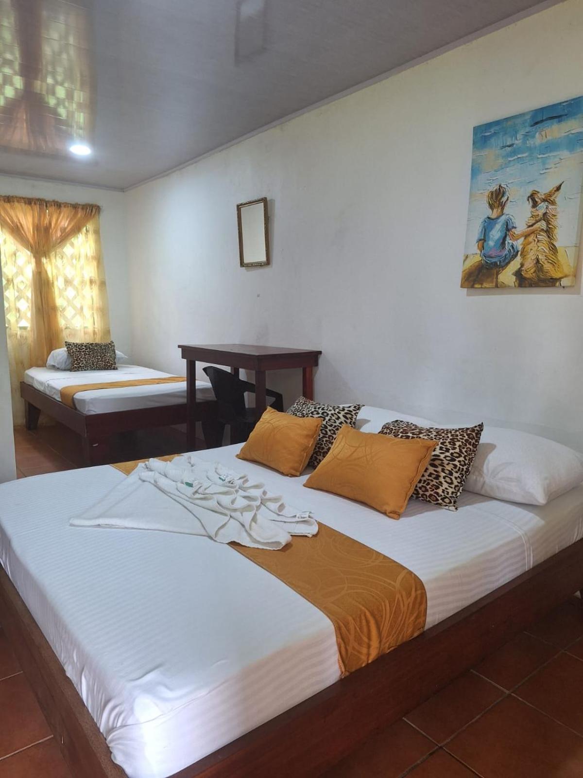 All Rankins Eco-Lodge Tortuguero Zewnętrze zdjęcie